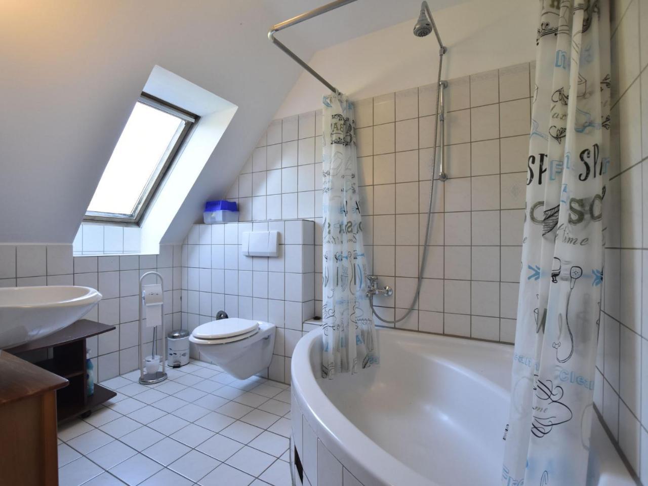 4 Room Holiday Apartment With Garden Kossau Exteriér fotografie